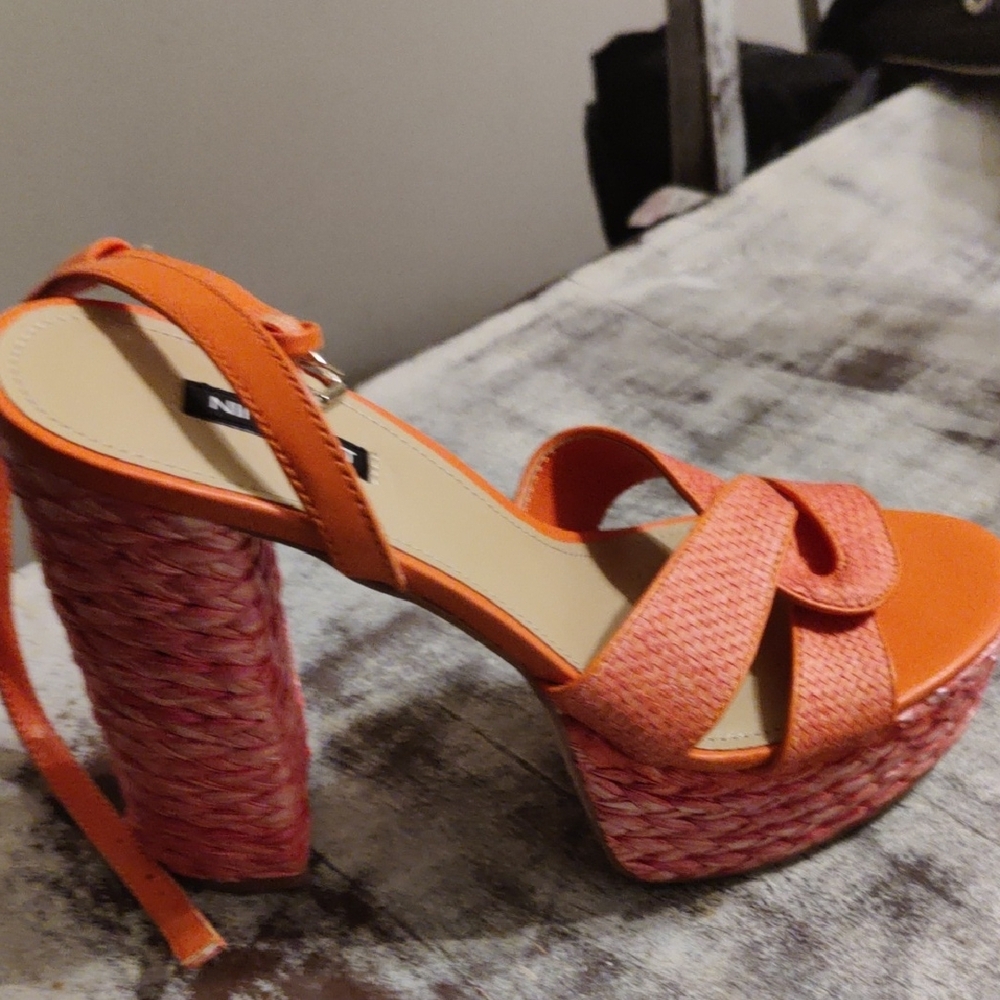 Nine West Orange and Pink Platform Shoes